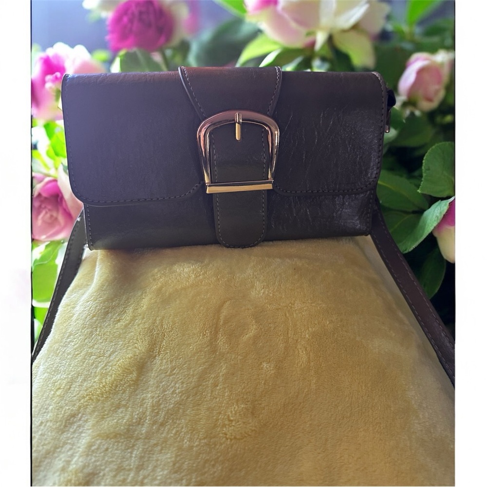 Elegant Army Green Vegan Leather Crossbody - Picture 3 of 16